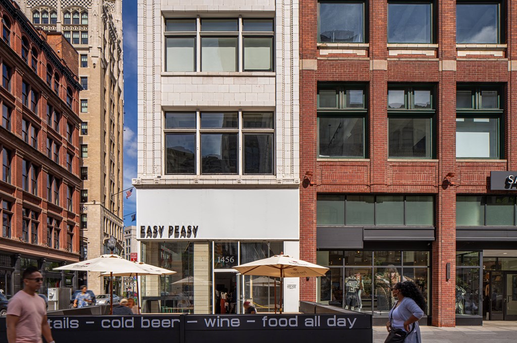 Easy Peasy neighborhood bar