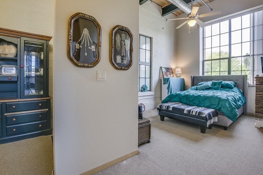 Interior Spacious Bedroom