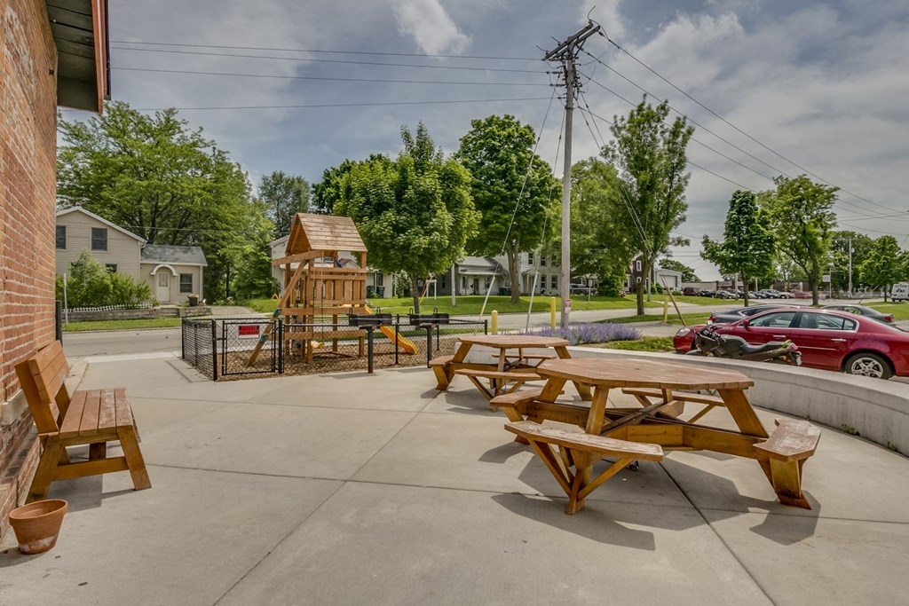 Outdoor Fun Play Area and Picnic Area