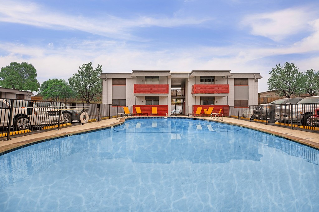 Cantera Apartments Pool