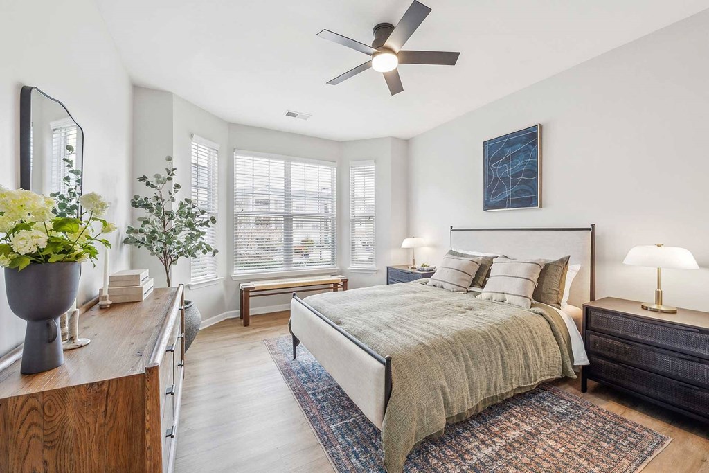 The Reserve At Meadowmont Apartments And Townhomes