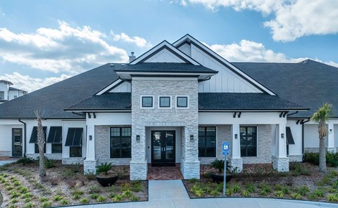 Vintage Brunswick Apartments