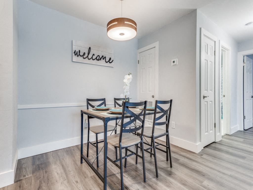 The Springs 1100 Dining Room