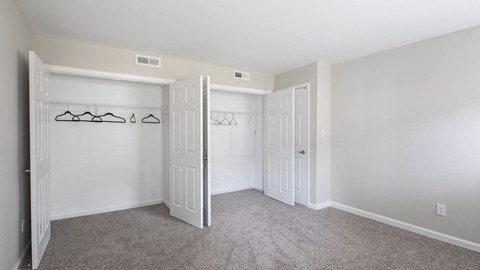 Kingstowne Apartments