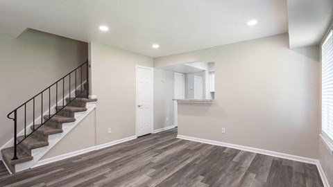 Kingstowne Apartments