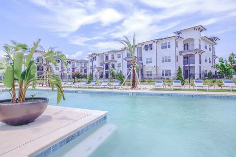 Vintage Brunswick Apartments