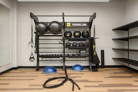 this is a photo of the fitness room at the sanctuary at kiawah island