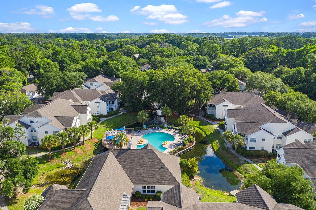 29 Edgewater Apartments