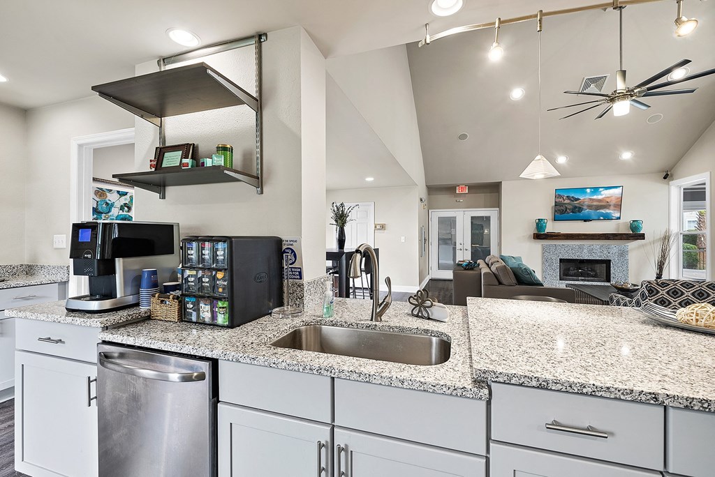 29 Edgewater Apartments Coffee Bar