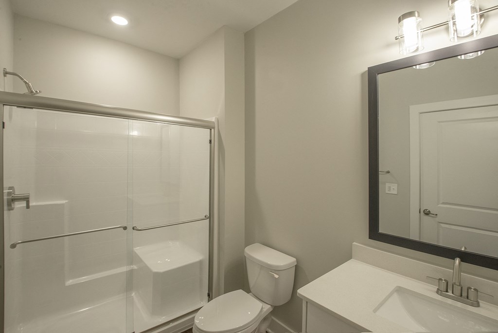 B2SR- Secondary Bathroom