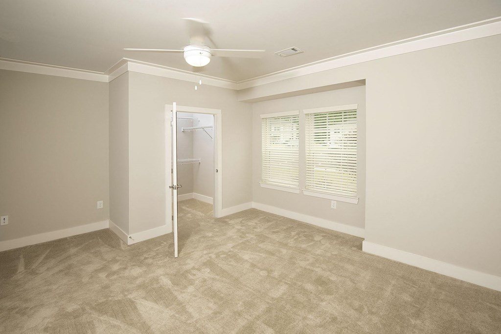 Greystone Inverness Kitchen Bedroom