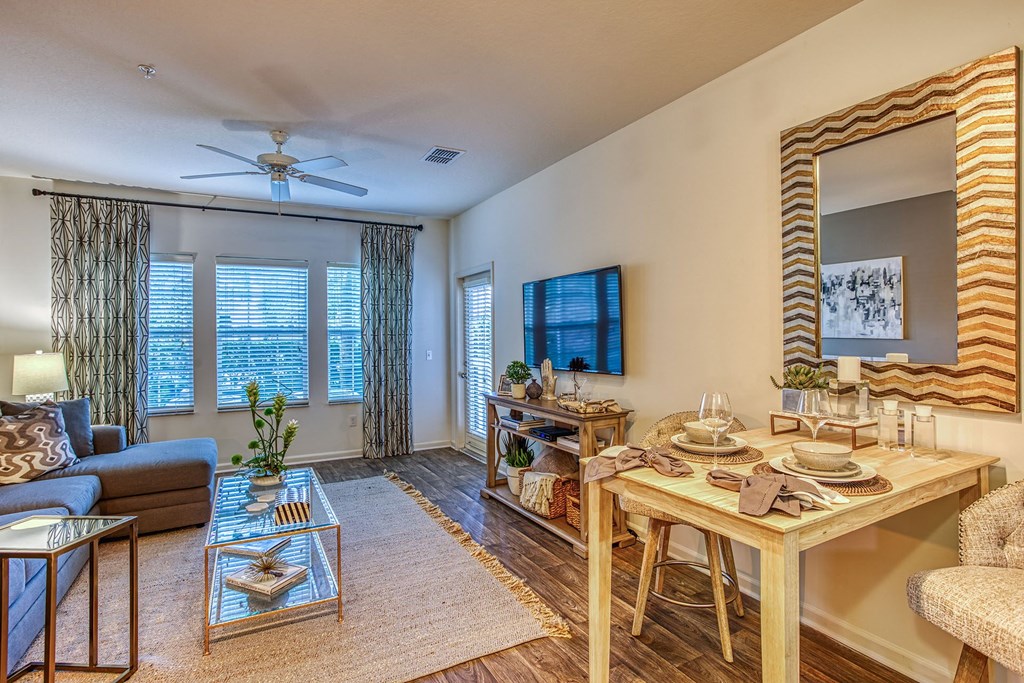 links at pebble creek living room