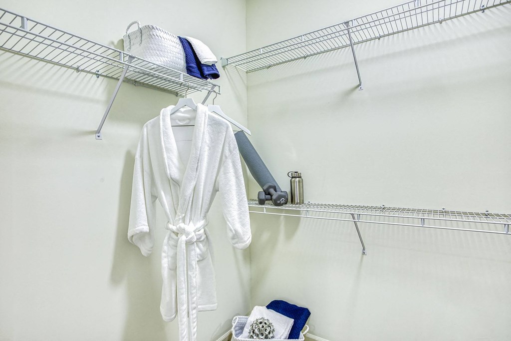 links at pebble creek closet