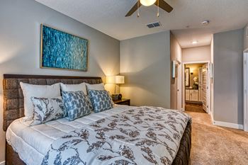 Spacious Bedroom With Comfortable Bed at The Parker at Maitland Station, Maitland, 32751