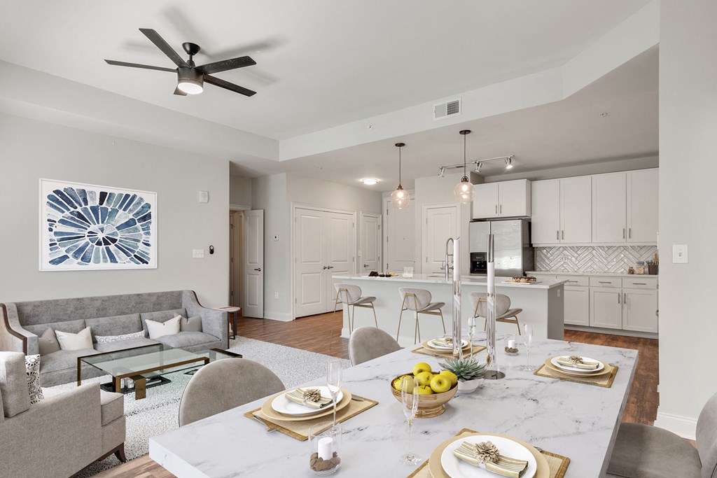 92 WEST PACES KITCHEN