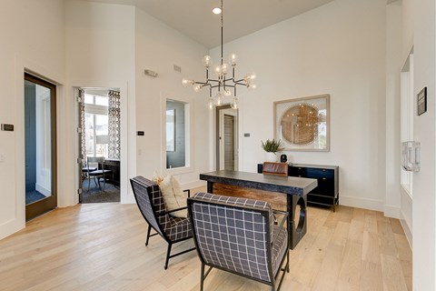 35 WEST LEASING OFFICE
