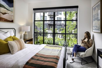 565Hank bedroom