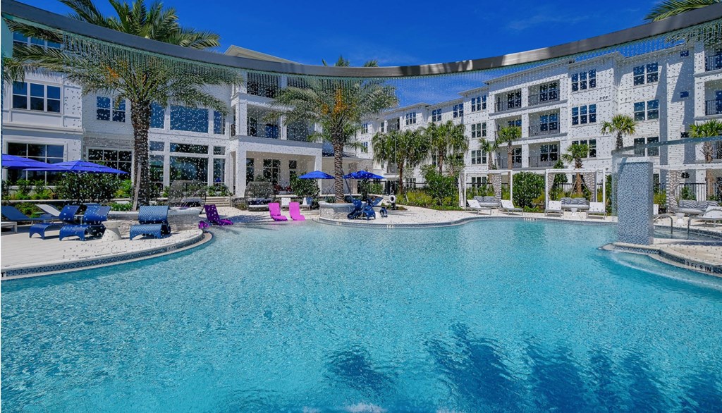 a swimming pool at the resort at longboat key club