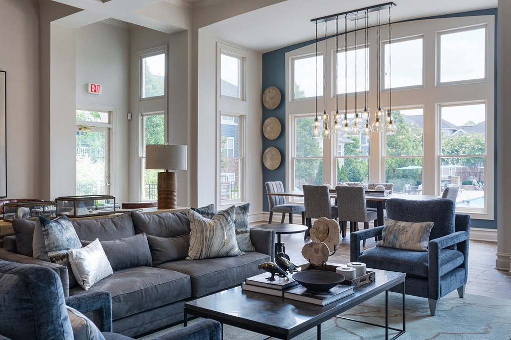The Reserve At Meadowmont Apartments And Townhomes