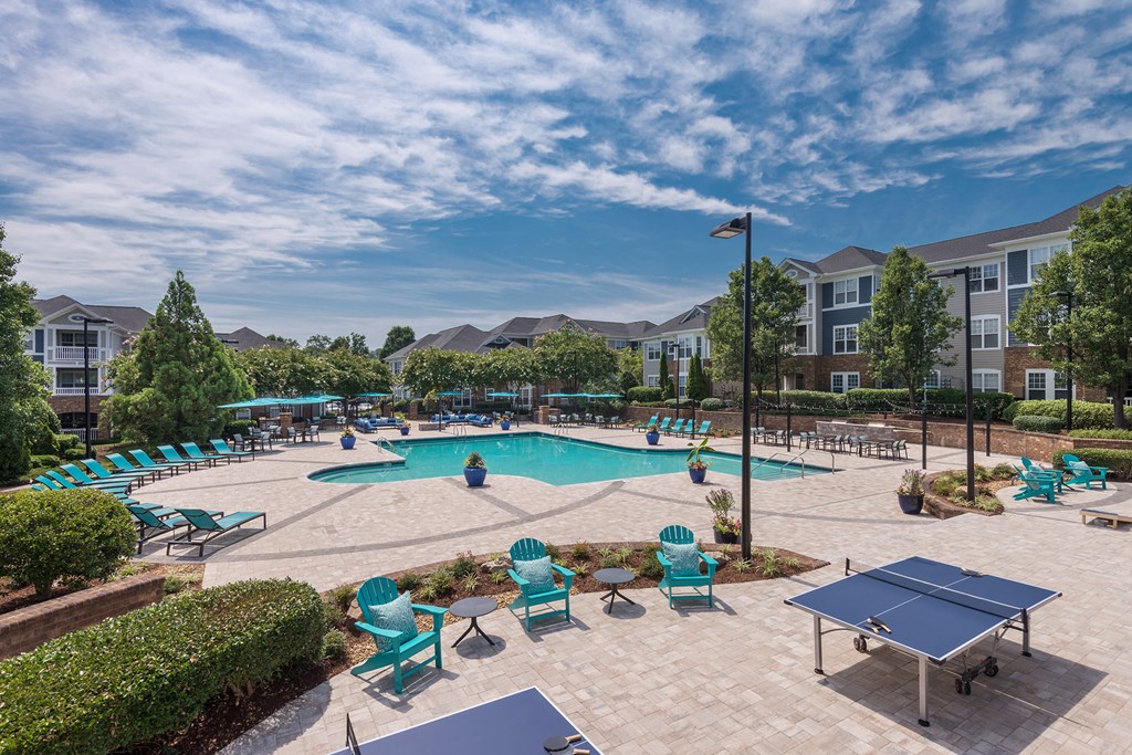 The Reserve At Meadowmont Apartments And Townhomes