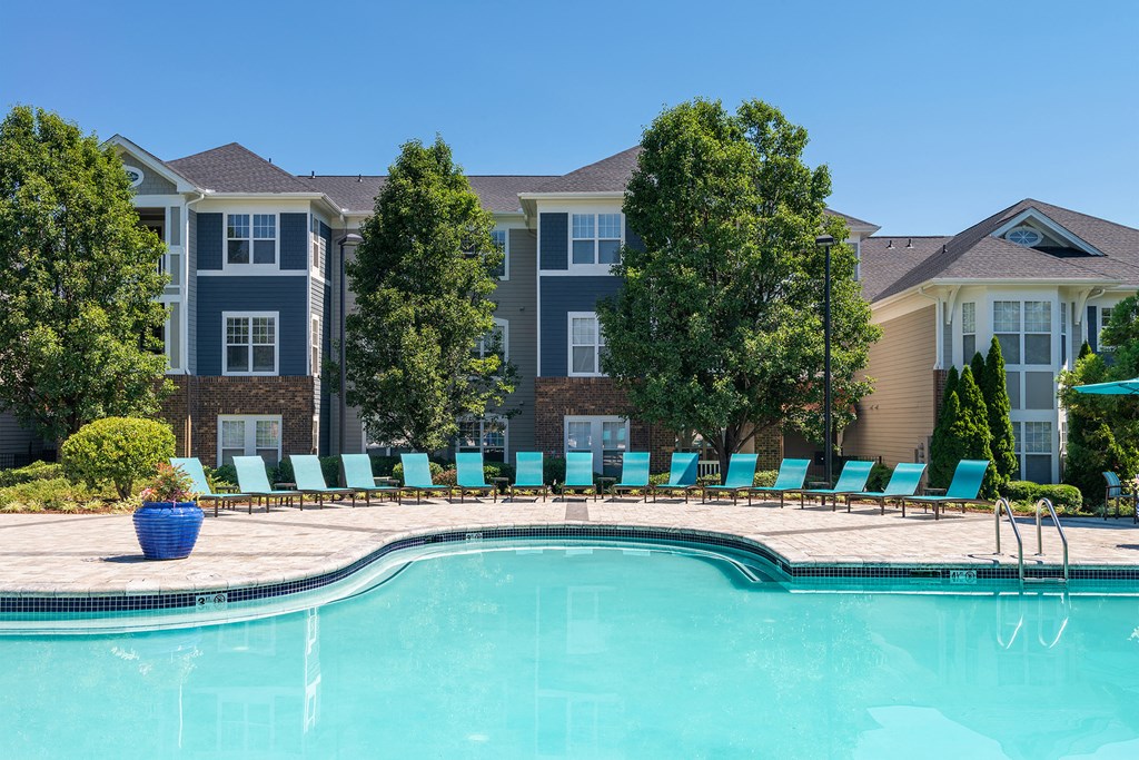 The Reserve At Meadowmont Apartments And Townhomes