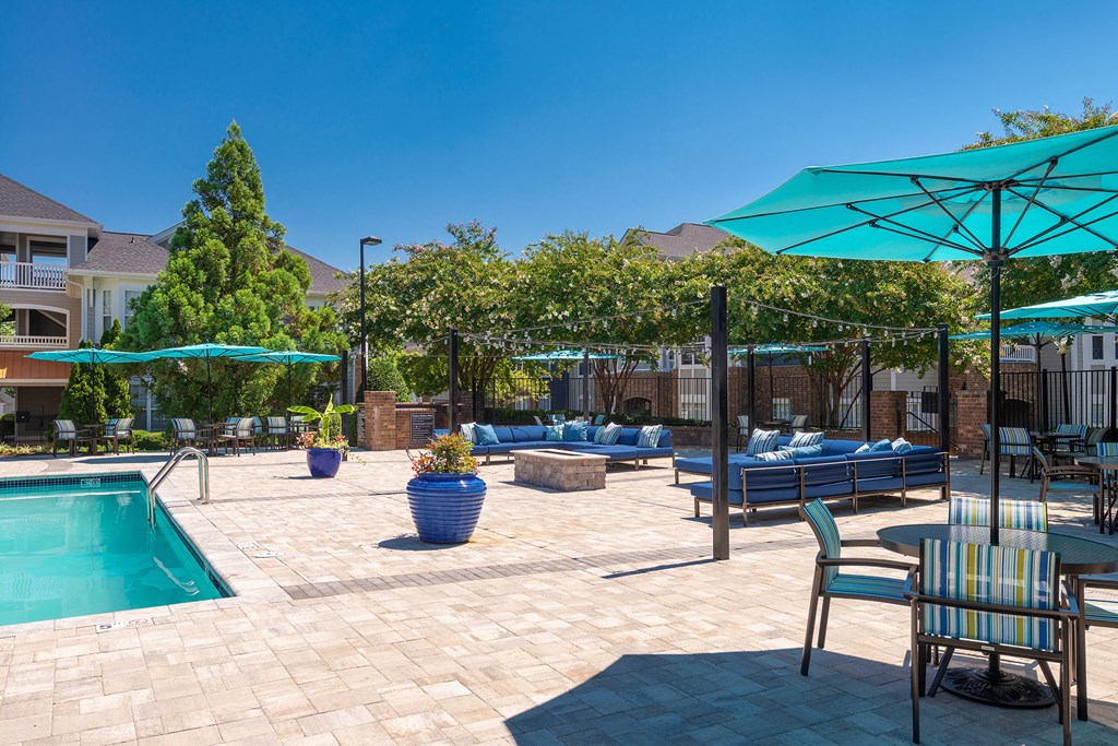 The Reserve At Meadowmont Apartments And Townhomes