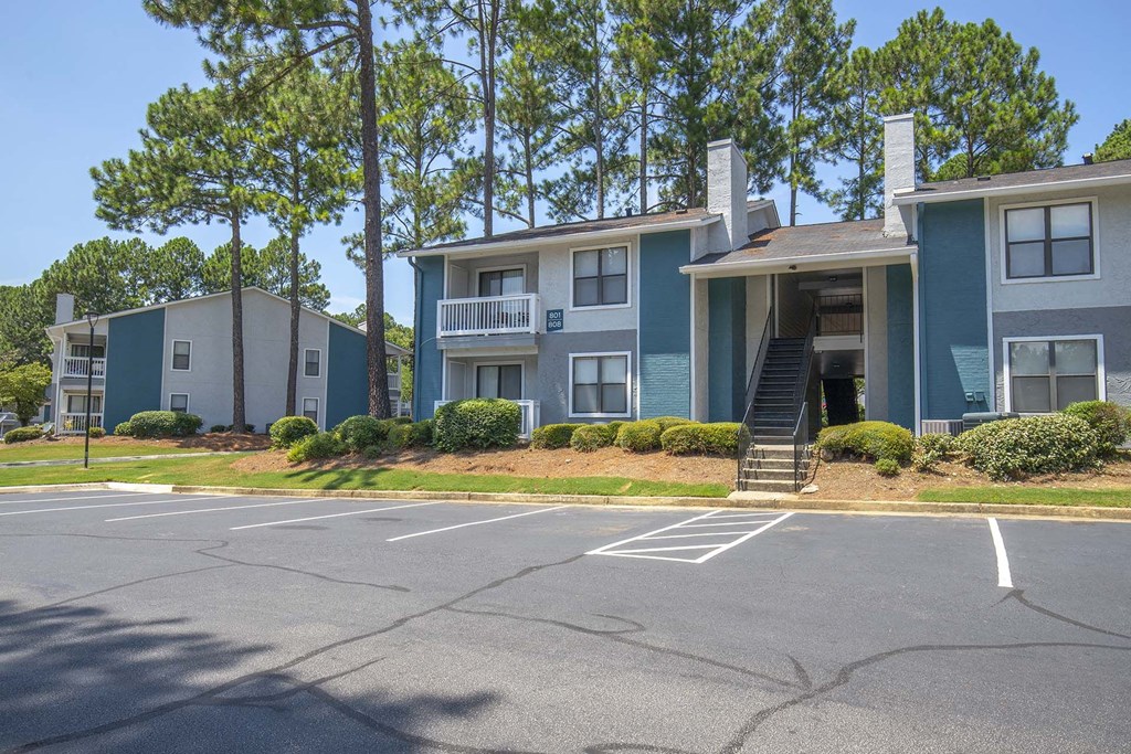 willow trail  building