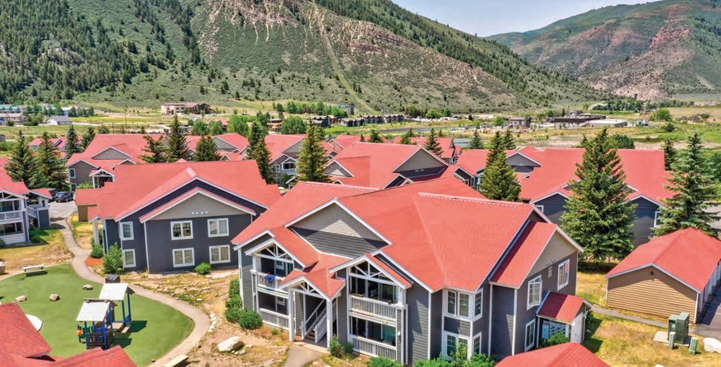 Lake Creek Village Apartments, 4923 Lake Creek Village Dr, Edwards, CO ...