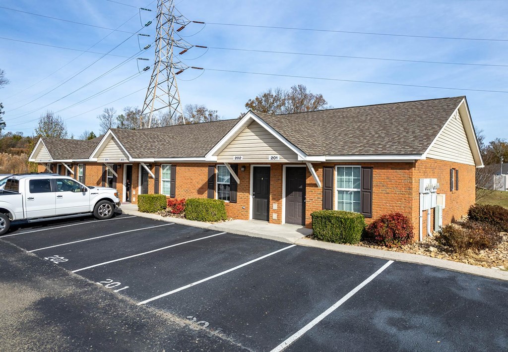 this is a photo of the leasing office at church street apartments in cincinnati, oh