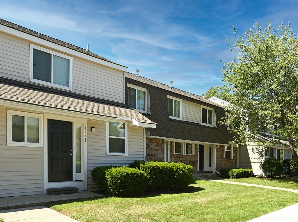 our apartments offer a clubhouse  at Pheasant Run, Saginaw, MI