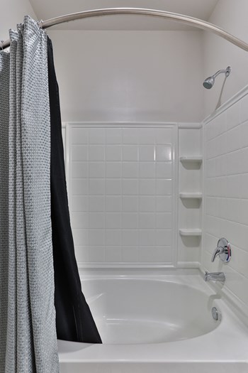 The Aster   Tub or Shower - Photo Gallery 7