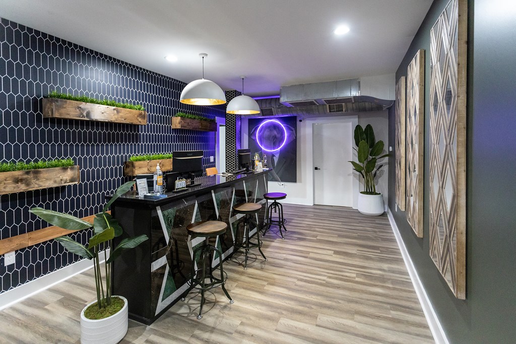 Highland Grand Apartments