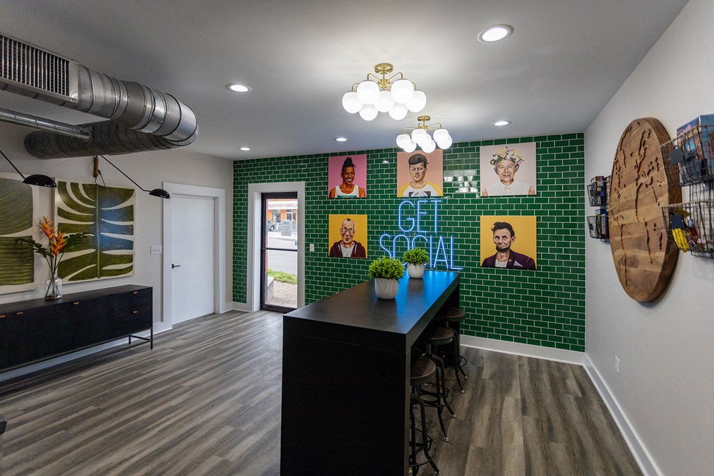 Highland Grand Apartments