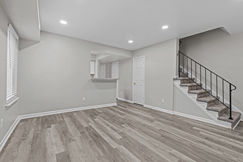 Kingstowne Apartments