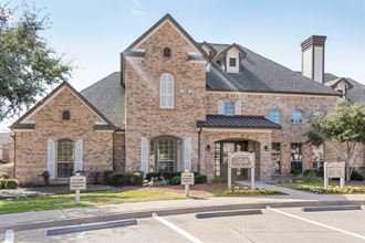 cedar-point-town-homes-exterior