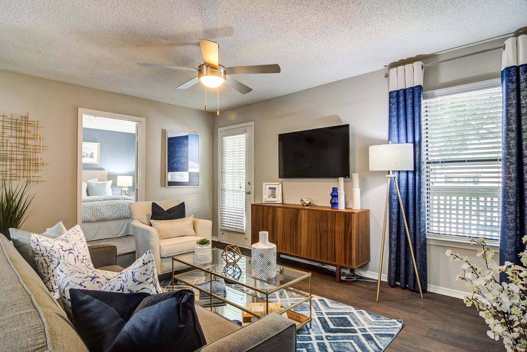 Clairmont Reserve Apartment Homes