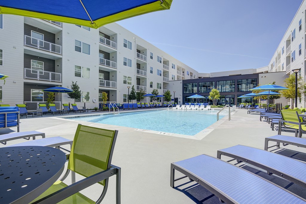 Constellation Apartments Pool