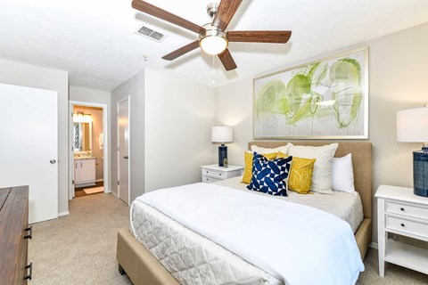 2325 Woodcrest Walk 1-2 Beds Apartment for Rent