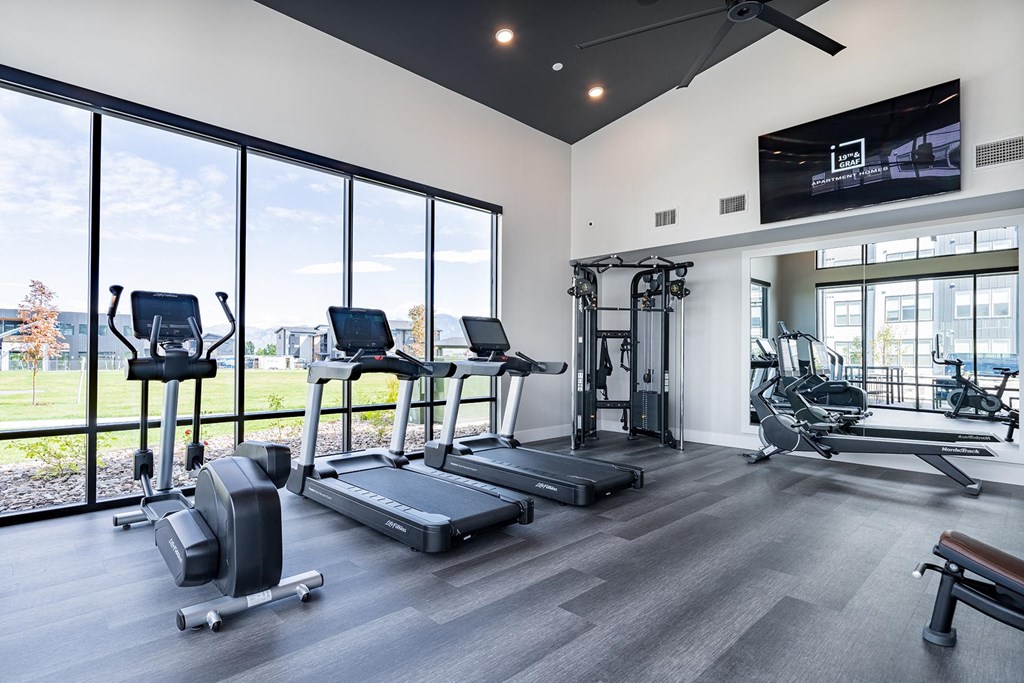the gym at the flats at big tex apartments