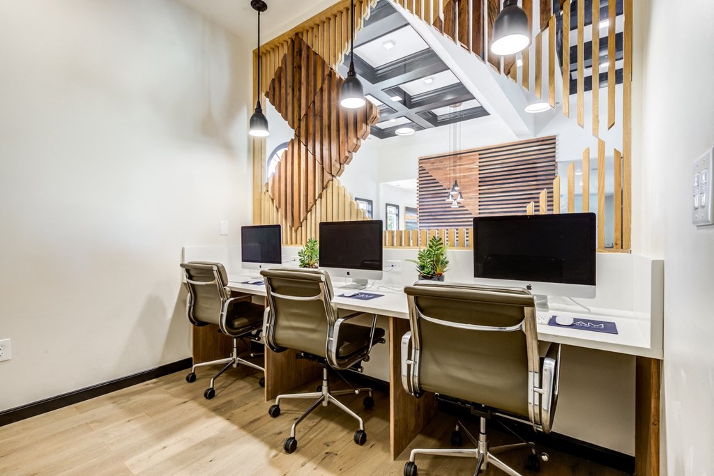 ENCLAVE AT RIVERGATE OFFICE