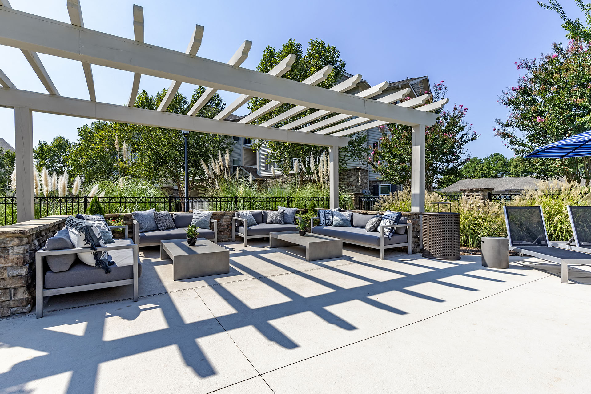 Enclave at Rivergate lounge chairs.