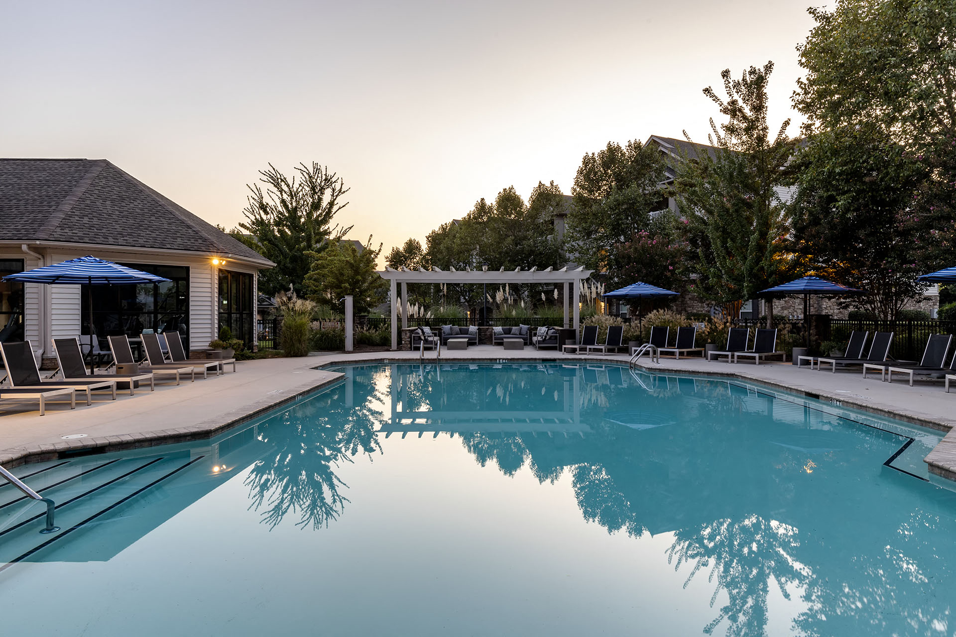 Enclave at Rivergate pool.