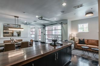 Clubhouse| The Everly Apartments