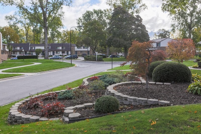 Outdoor at Forest Glen, Midland, MI