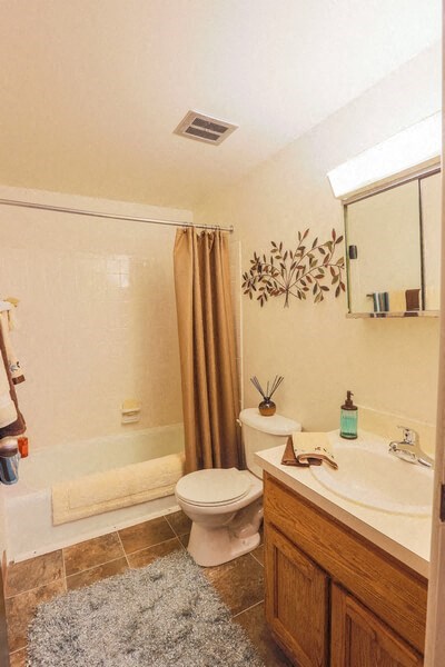 Bathroom at Forest Glen, Midland