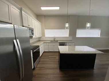 1234 Second Avenue 1-2 Beds Apartment for Rent - Photo Gallery 1
