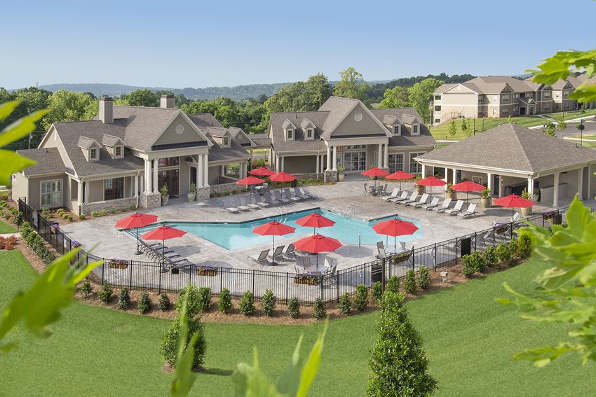Pool with Umbrellas at Greystone Pointe, Tennessee - Photo Gallery 1