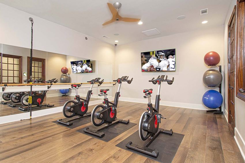 Spin Center Spin Center at Greystone Pointe, Tennessee