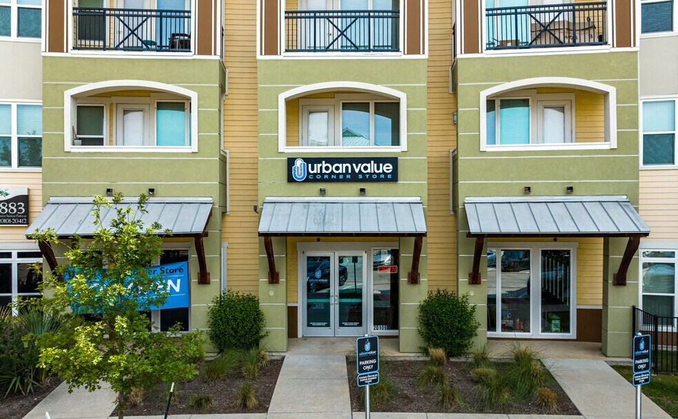 the building where the hotel is located