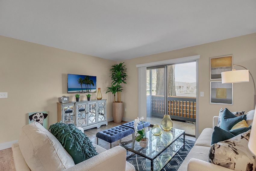 Haven Lake Deer Living Room - Photo Gallery